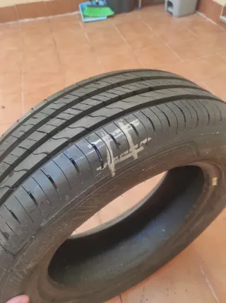 Neumático Goodyear 205/60 R16 92H