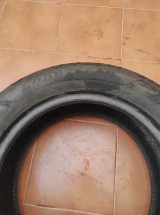 Neumático Goodyear 205/60 R16 92H