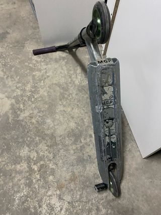 Patinete MGP Aluminio Diseño Calaveras