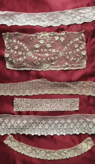 Lote encaje antiguo