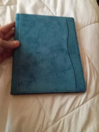 Funda azul para tablet