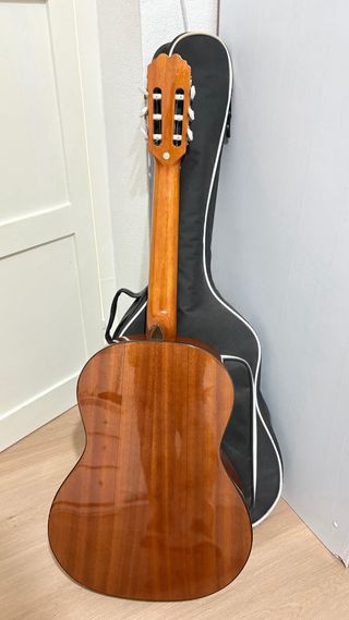 Guitarra Admira