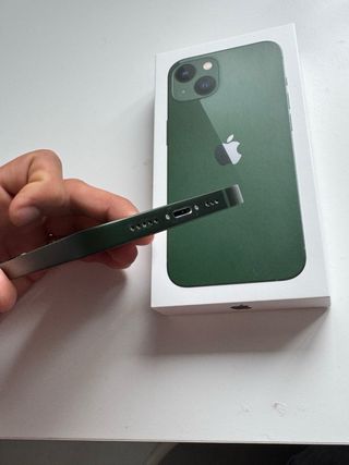 iPhone 13 128GB Verde Impecável