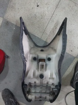 Asiento Yamaha TDM 850