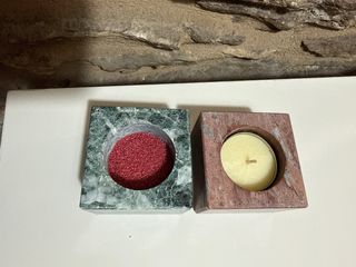 Portacandele in marmo verde, rosso