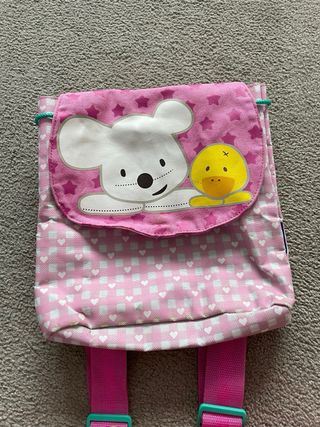 Mochila infantil con estrellas y corazones