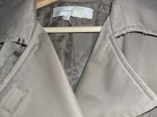 Gabardina Zara Beige