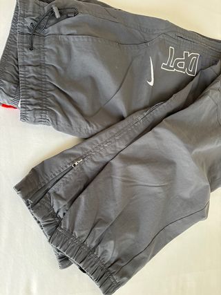Pantalón chándal Nike chico gris