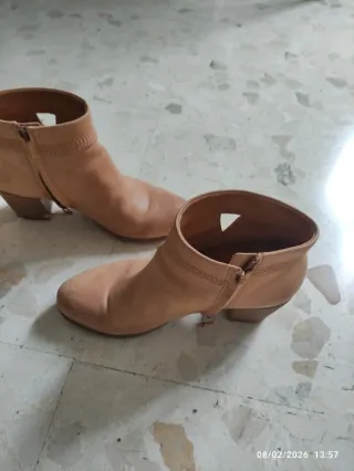 Botines piel GEOX marrones talla 36