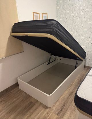 Canapés y colchones