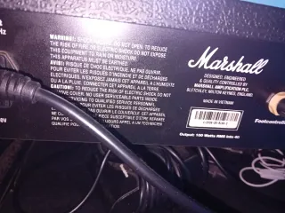 Amplificador Marshall MG412A Negro/Dorado