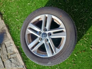 Llantas con neumáticos Bridgestone