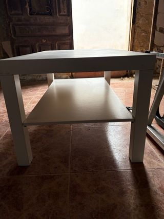Mesa auxiliar blanca Ikea