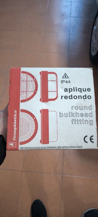 Aplique Redondo Fenoplástica IP44