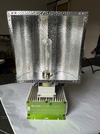 Lumii Solar Pro 315W Balastro