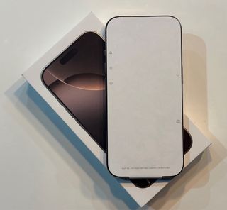 iPhone 16 Pro | 256GB | 93% Batería | Garantía