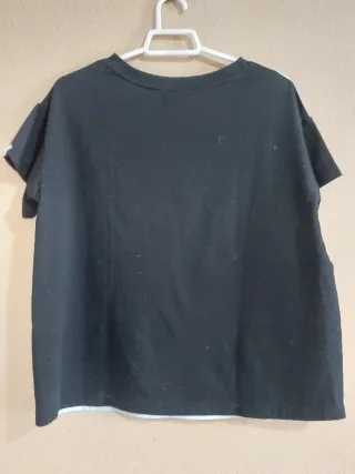 Camiseta Kling blanca y negra