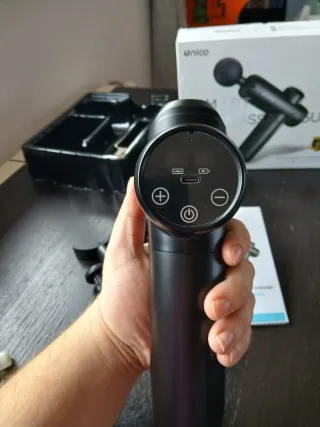 Pistola de Masaje UNICO Smart Massage Gun – Nueva