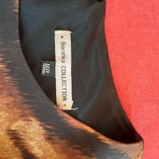 Vestido Bershka Negro Estampado Animal
