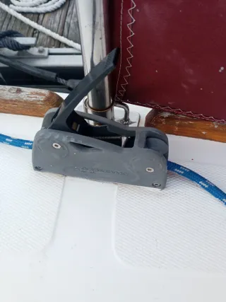 Stopper mordaza velero