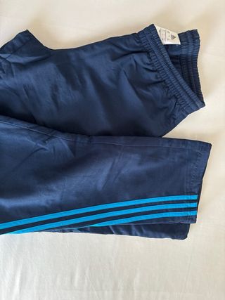 Abito sportivo Adidas per ragazzi in blu e turchese