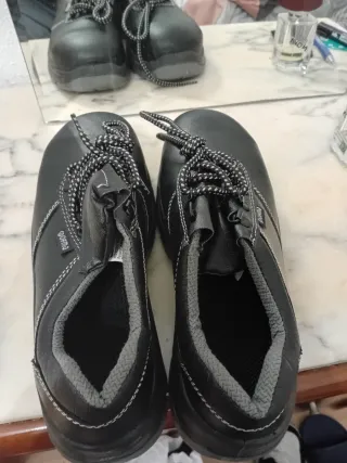 Zapatos de seguridad negros