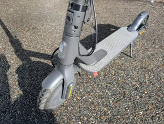 Patinete Eléctrico Xiaomi Gris