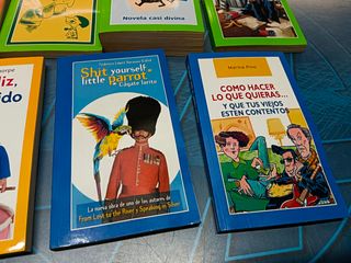 14 libros de humor, diferentes autores