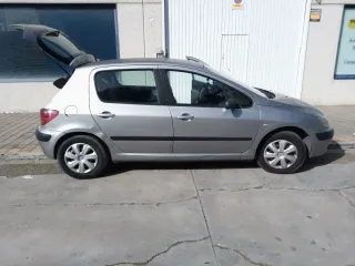 Peugeot 307 2003