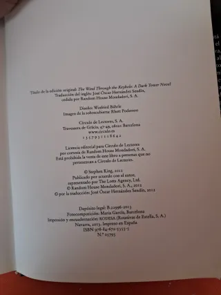 El viento por la cerradura una novela de la tor...