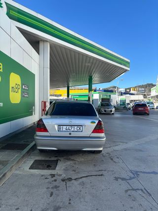 Mercedes-Benz C240 1998