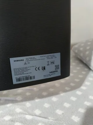 Monitor Samsung Curvo Negro