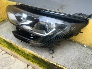 Faro Renault Megane Zen 1.2 2018 Original