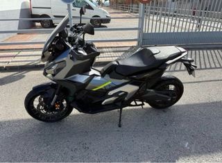 Honda X-ADV 750 Negra/Gris