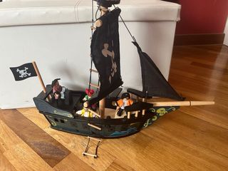 Barco Pirata de Madera y figuras escala playmobil