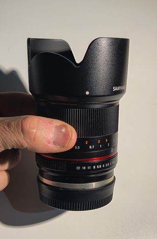 Sony 21mm F1.4 ED AS UMC CS Samyang (31.5mm.)