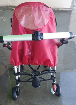 Carrito Bebé Confort Loola Rojo