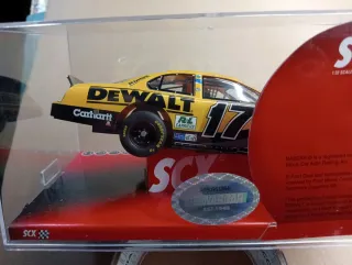 Scalextric Ford Fusion NASCAR 17