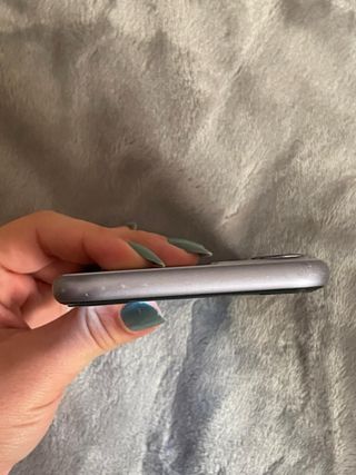 iPhone 11 Morado (256GB)