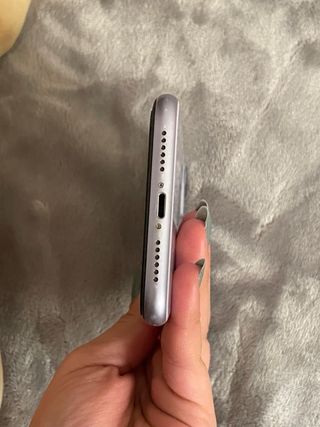 iPhone 11 Morado (256GB)