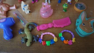 Lote juguetes y Elsa Frozen 16cm con luz ver fotos