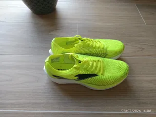 Tenis Joma R-5000 suela de carbono