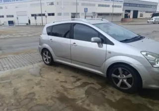 Toyota Corolla verso 2005