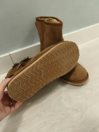 Botines ante efecto ante con hebilla