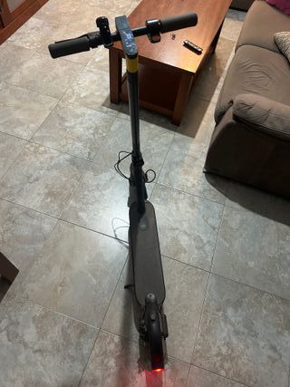 Patinete Eléctrico Xiaomi Essential