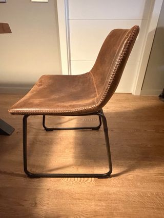 Conjunto de mesa comedor y 4 sillas