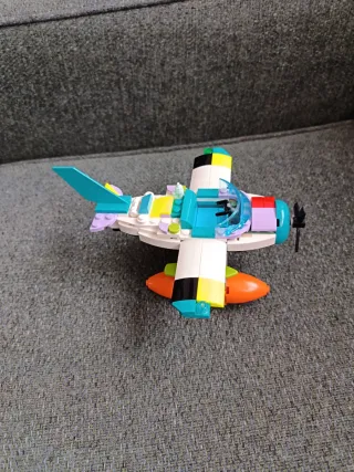 Avión de rescate Lego