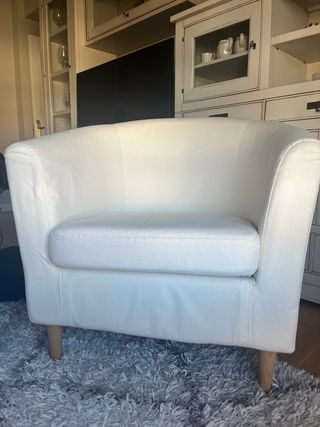 Sillón tipo tub chair blanco hueso