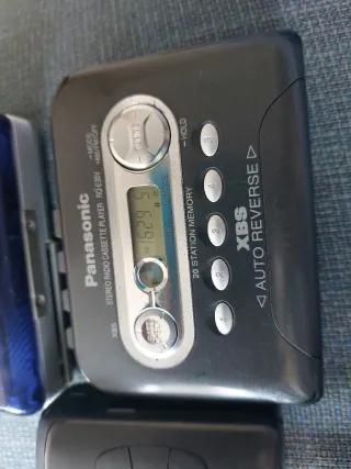 Lote 3 Walkman Aiwa, Panasonic, Philips y grabador