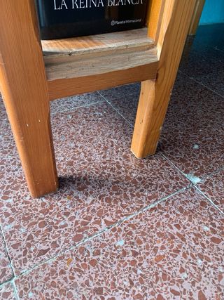 Escritorio de madera maciza